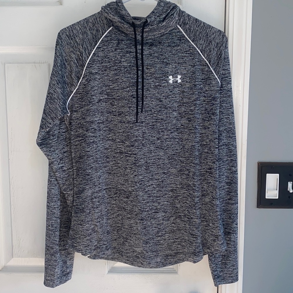 Under Armor top. Perfect for running!